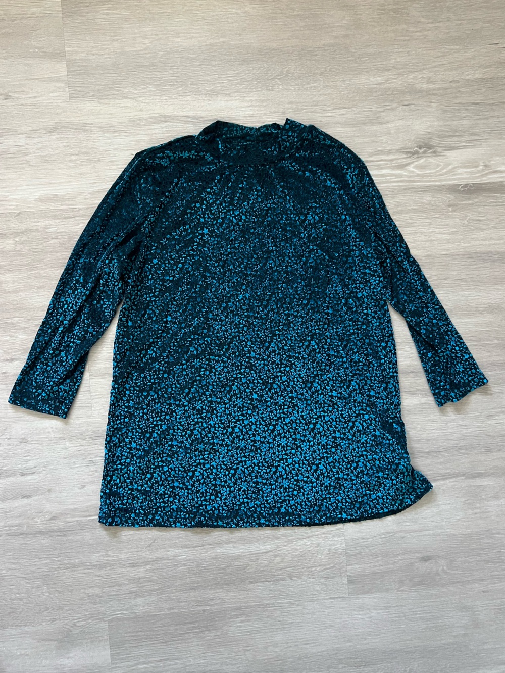 Logo Layers Floral Burnout Shimmer Teal Long Sleeve Stretch Top Med